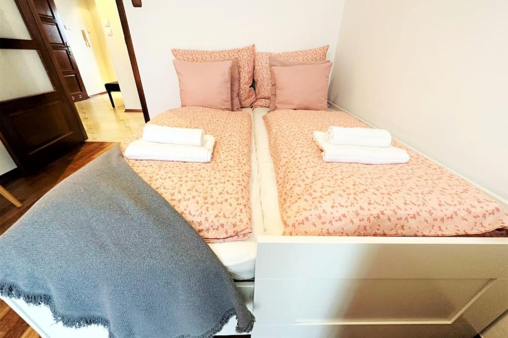 Exclusive Penthouse Near Citycenter 120M2 +Netflix Kraków Eksteriør billede