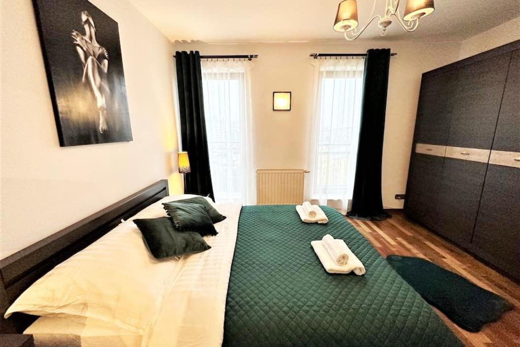 Exclusive Penthouse Near Citycenter 120M2 +Netflix Kraków Eksteriør billede